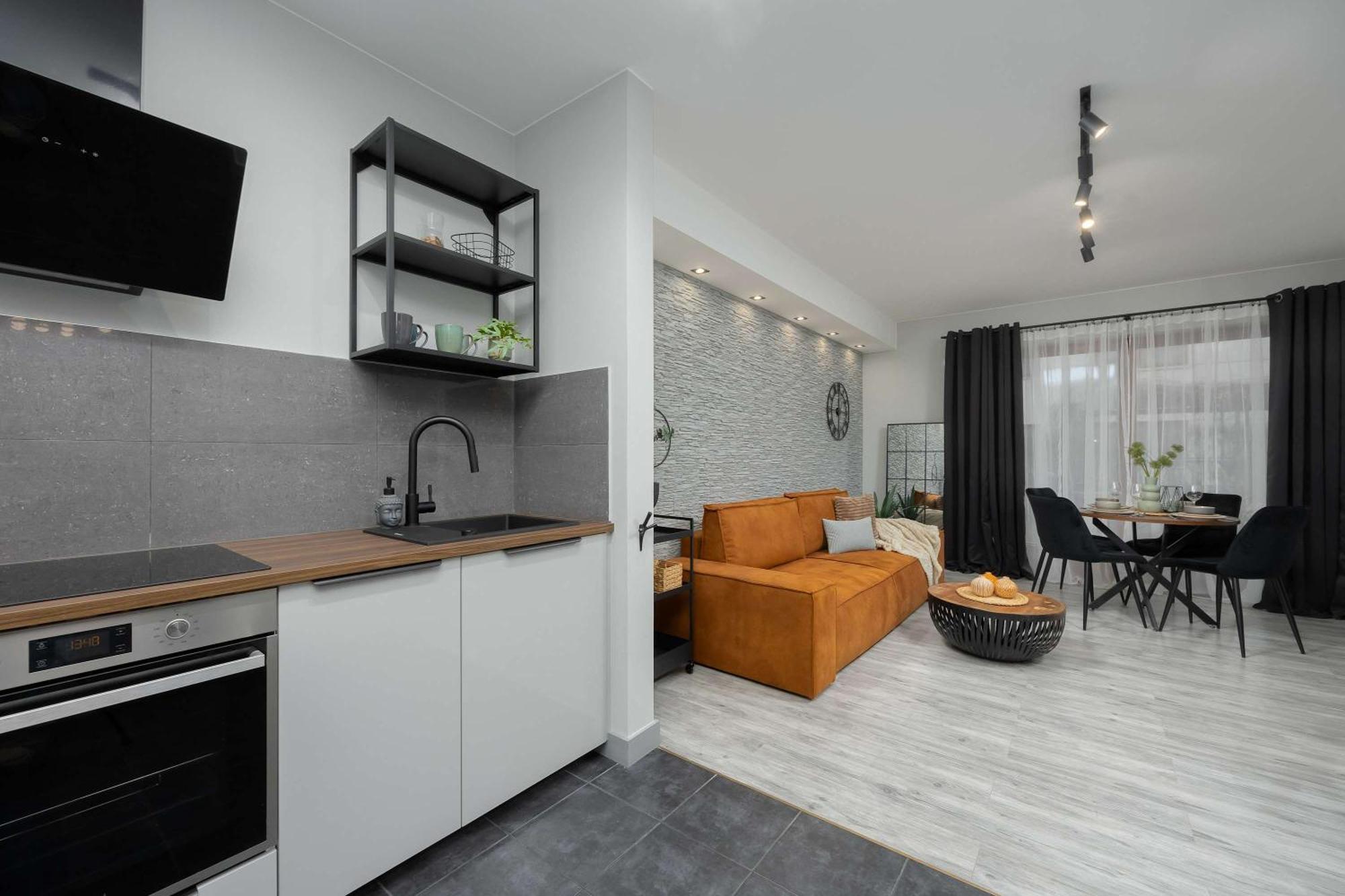 Bright With Terrace & Parking Near Metro Kondratowicza By Renters Apartament *